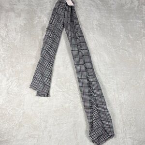 Black and White Plaid Scarf